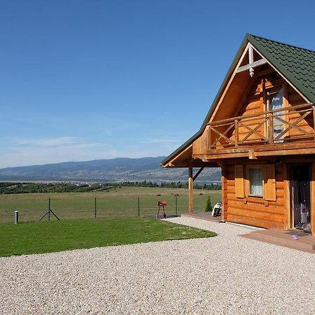 Domek na Jagodowym Wzgórzu Villa Falsztyn Exterior foto