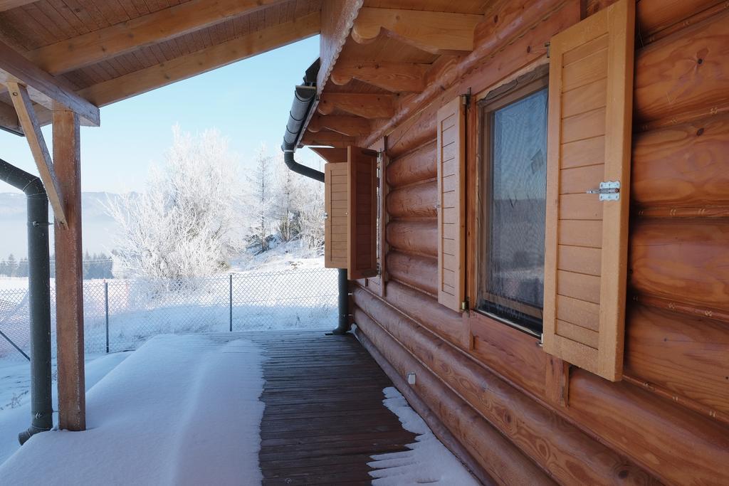 Domek na Jagodowym Wzgórzu Villa Falsztyn Exterior foto